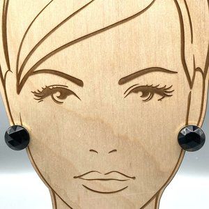 Vintage Faceted Glass Dome Earrings, Basic Black in Chic Gold Tone Clip Ons